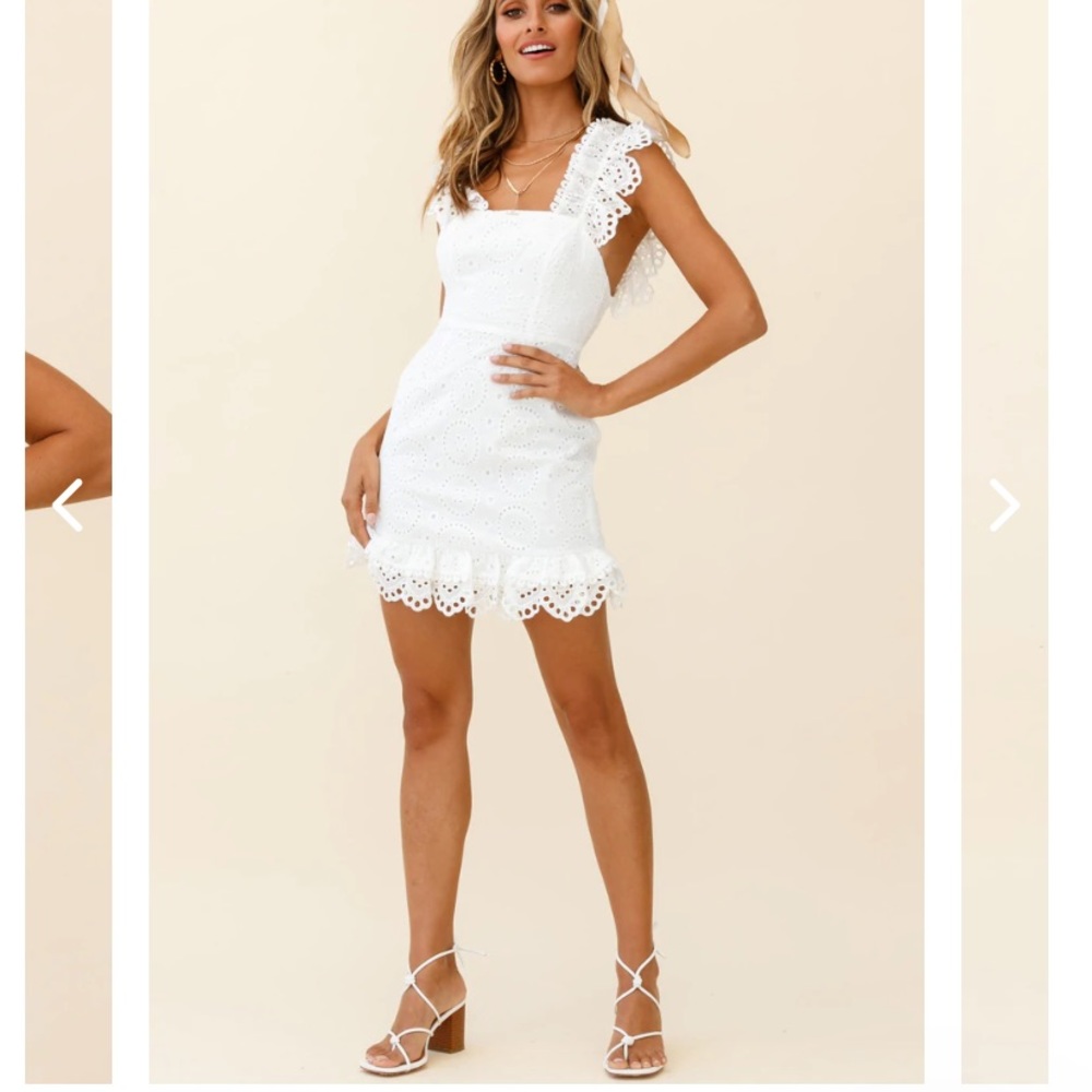 BRAND NEW SELFIE LESLIE DRESS